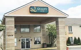 Quality Inn Aurora - Naperville Area