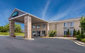 Quality Inn Aurora - Naperville Area